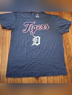 Detroit Tigers Genuine Merchandise - Men's Gray Ring Spun Soft Large Tshirt